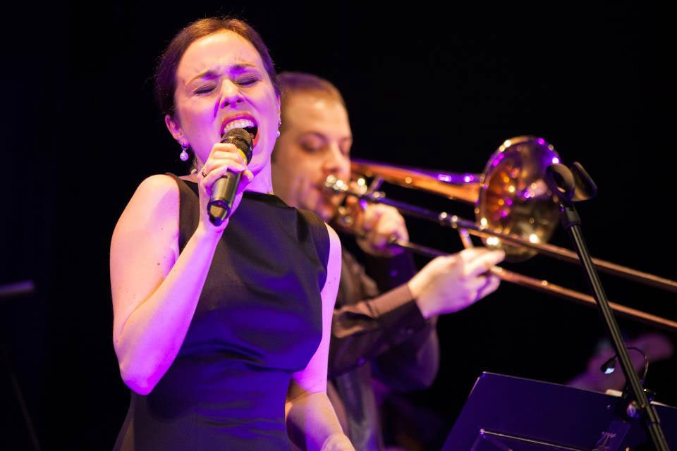 Kozma Orsi és a Chameleon Jazz Band 2012 ben