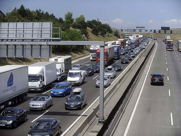 torlodas a magyar m1 es autopalyan 109081