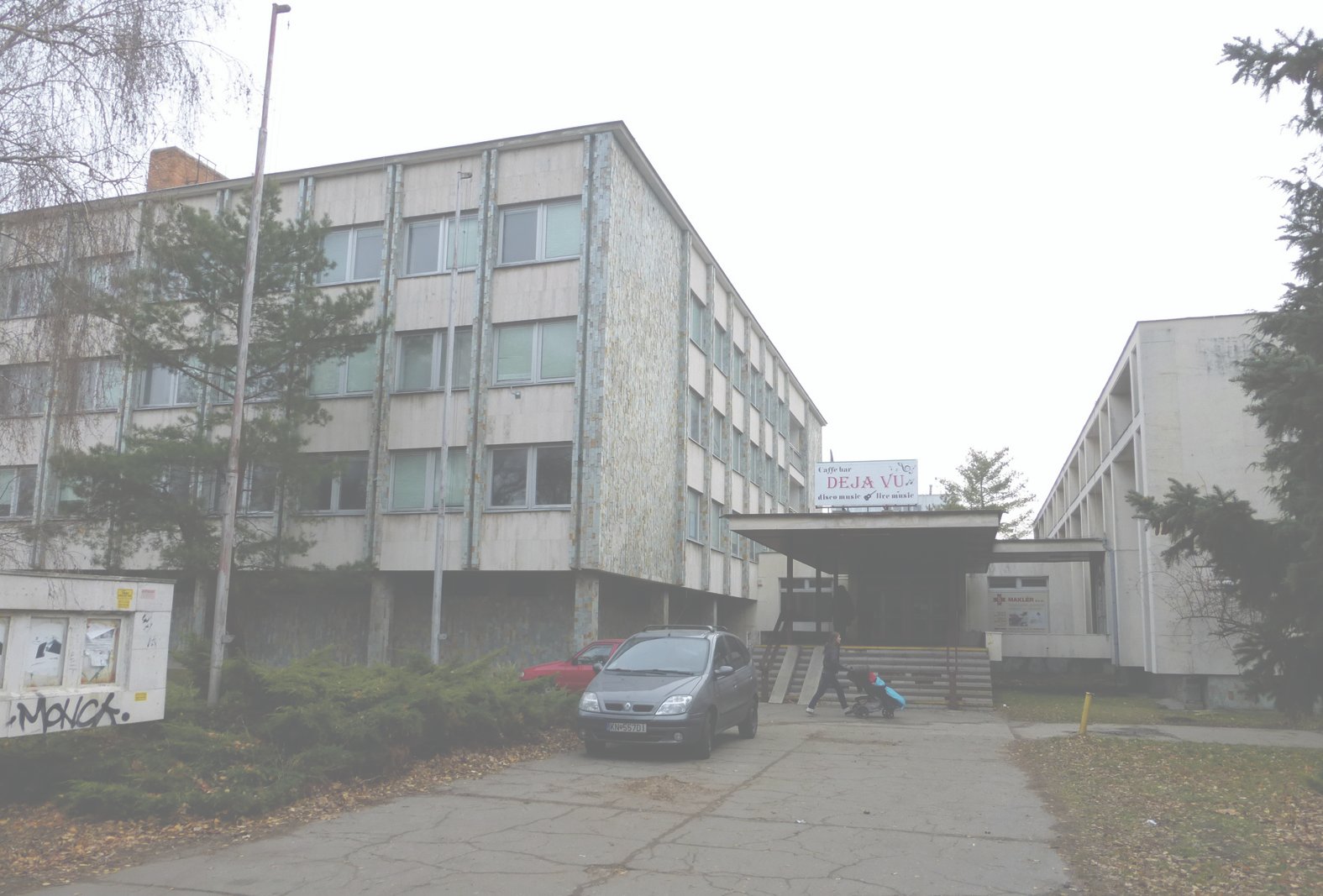 ujszo 13881789249376 5