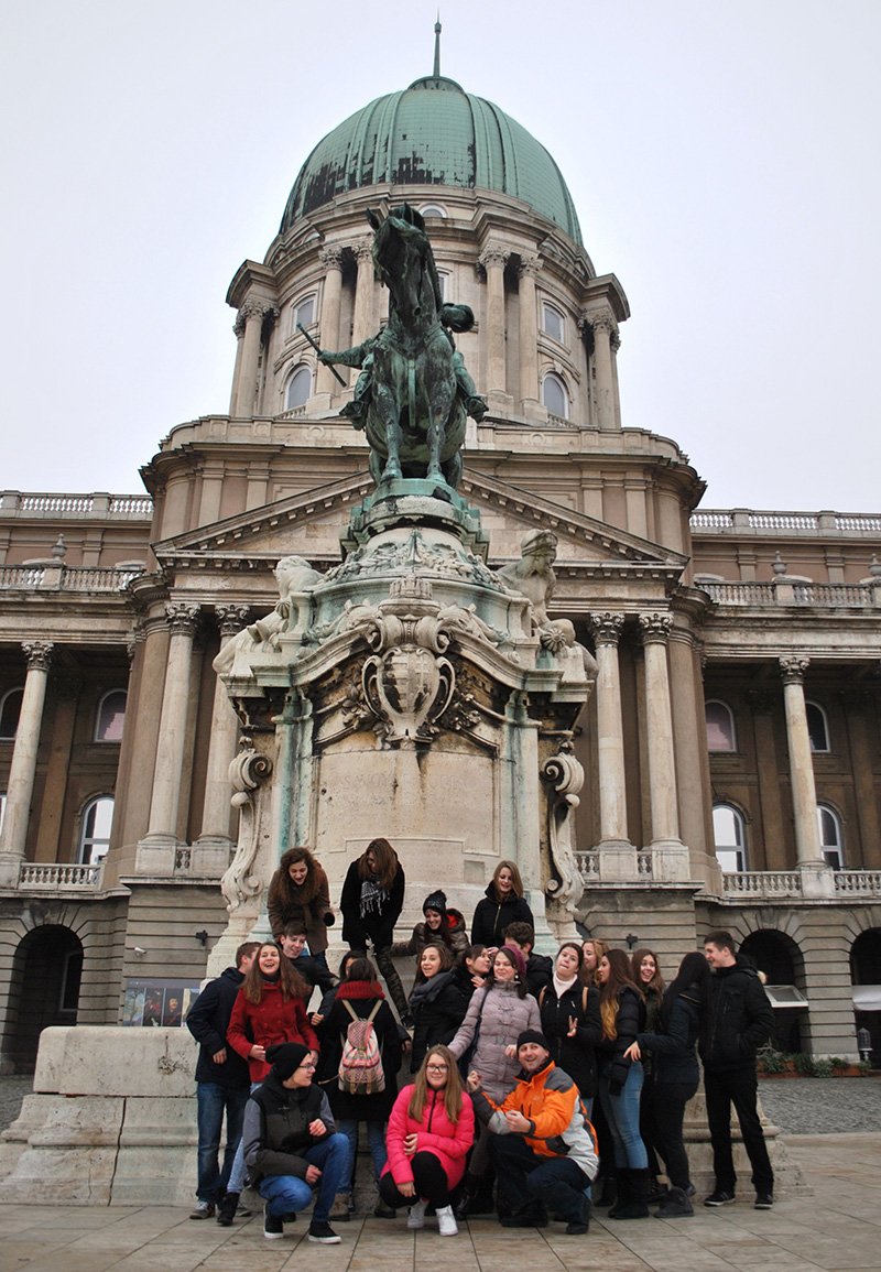 Tanulmányi kiránduláson a II B SJG KN