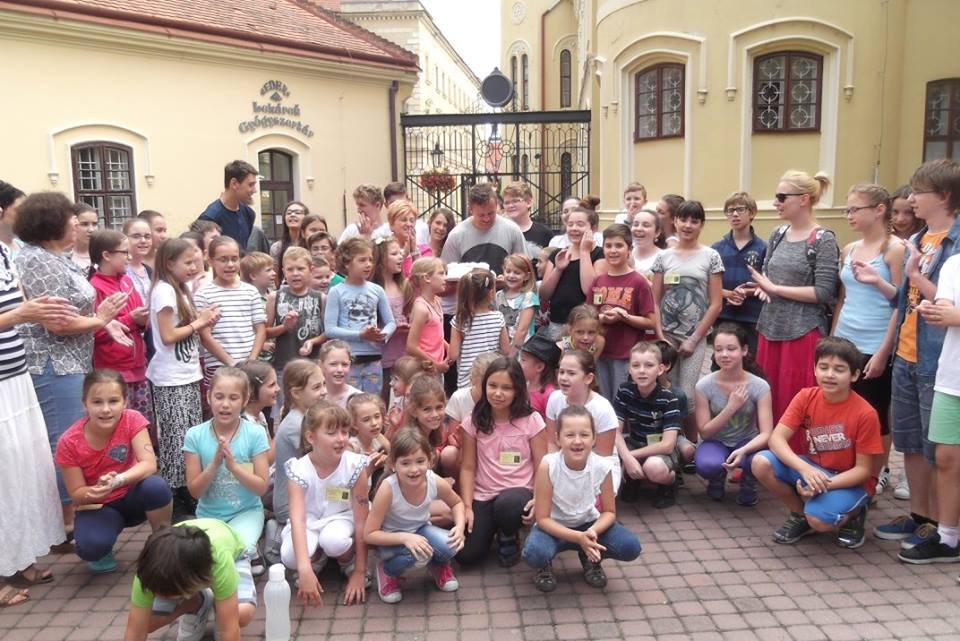 13615235 1641832312801994 806492965037745658 n