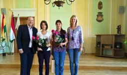 köz szolgálatában