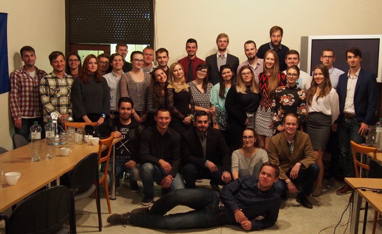 Hallgatói Parlament kép Custom