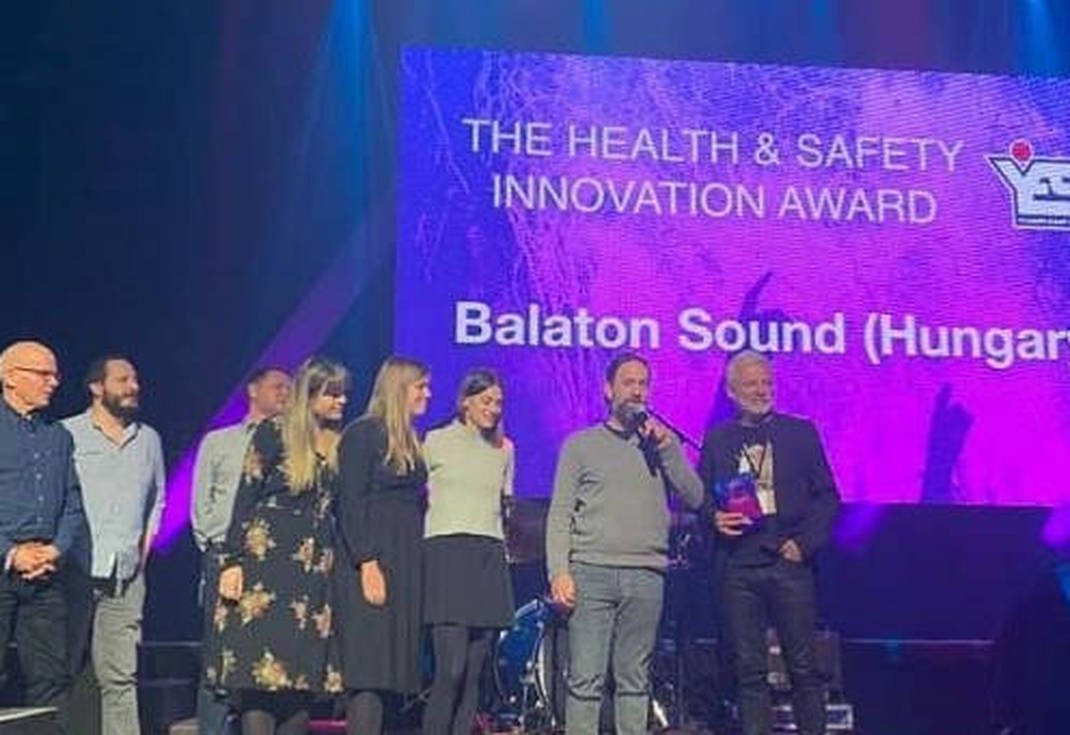 bloggif 5e54d3ac31f0b