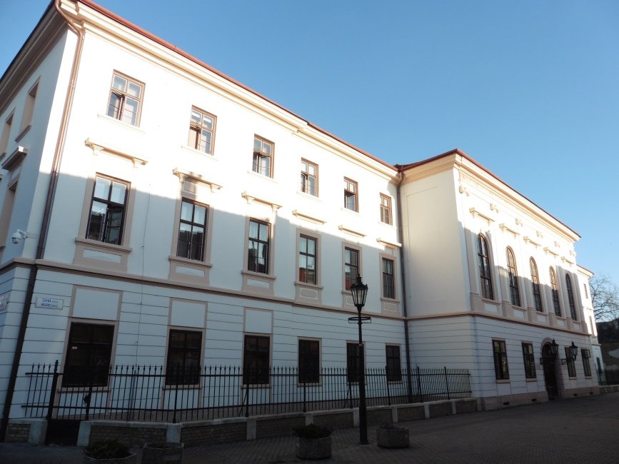 Komarno zupny dom 03