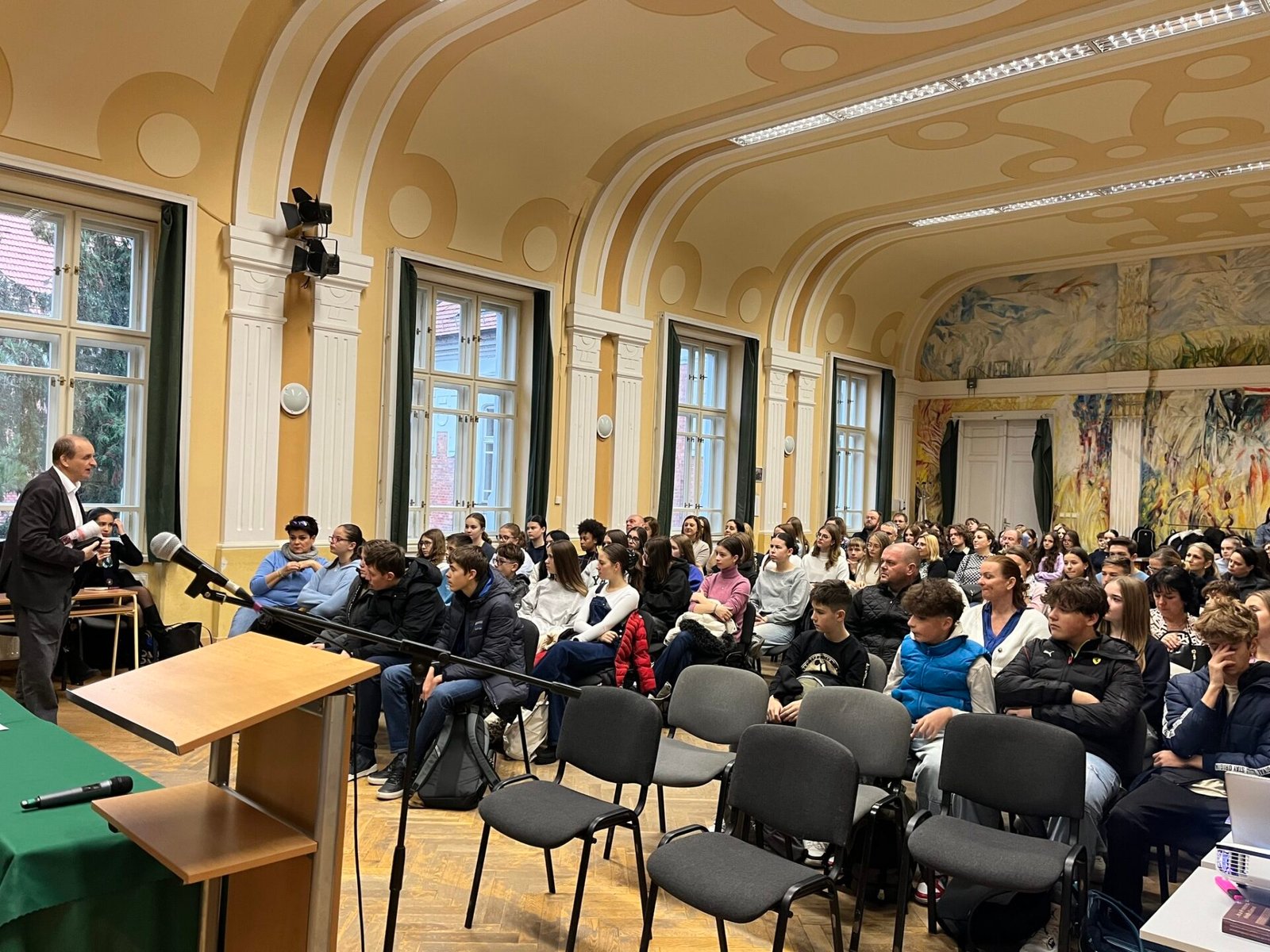 467552584 984004980411327 3565175801971359151 n