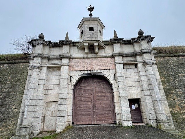 Újabb felújítás küszöbén a komáromi vár 2 IMG 9074