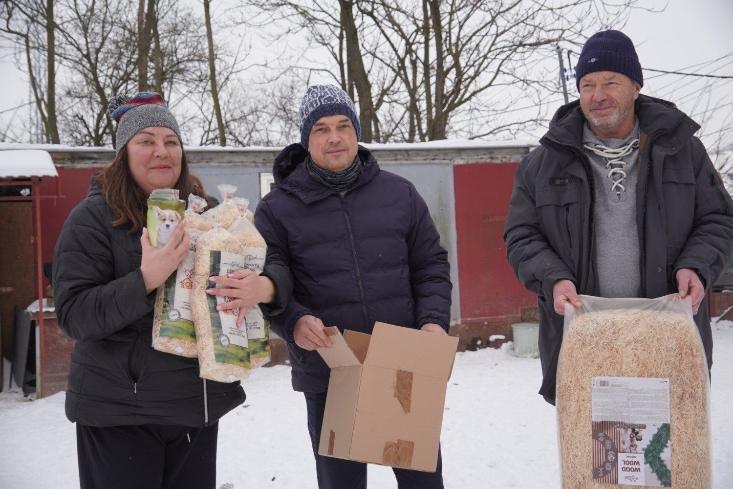 Jótékonysági támogatás az állatmenhelyeknek 6 km1