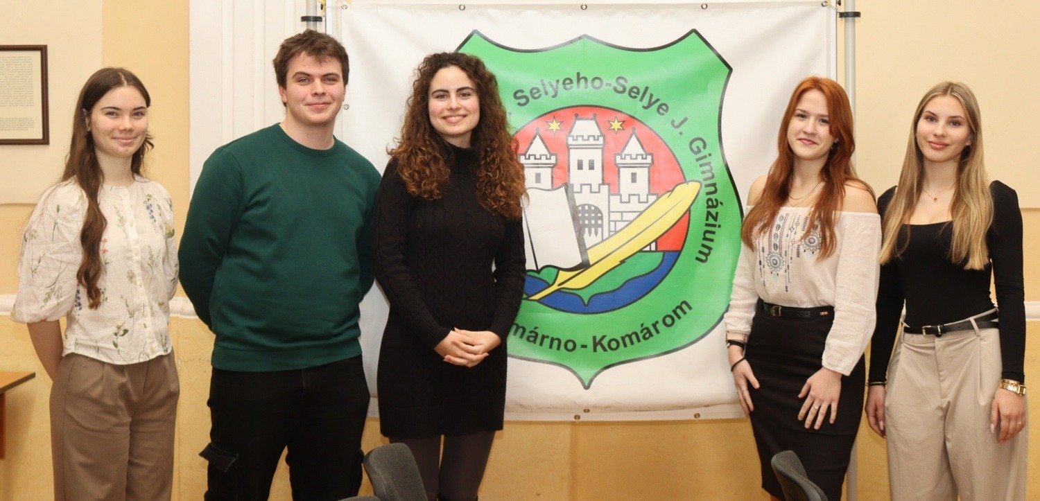 Selyes biologusok az idei biologiaolimpian SJG1