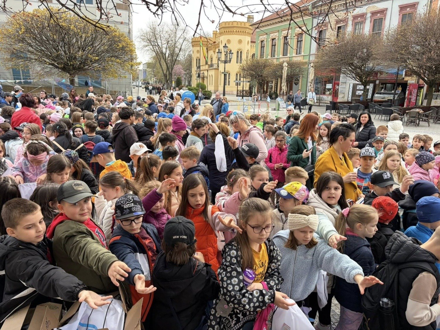 Gyermekekkel telt meg a Klapka tér a víz világnapja alkalmából 6 656686252 1536443525157715 7054977056075401597 n 1