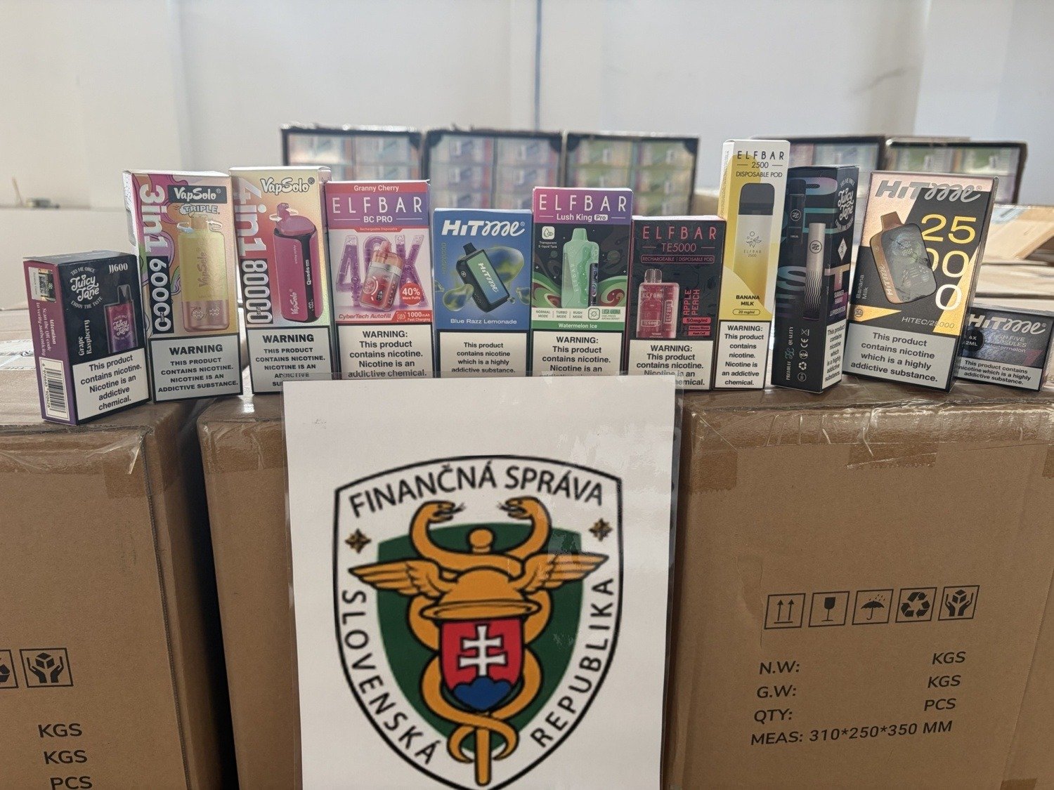 Nagy mennyiségű, illegális dohányárut foglaltak le Komáromban 5 656919344 1428363672664701 4406691724055834065 n