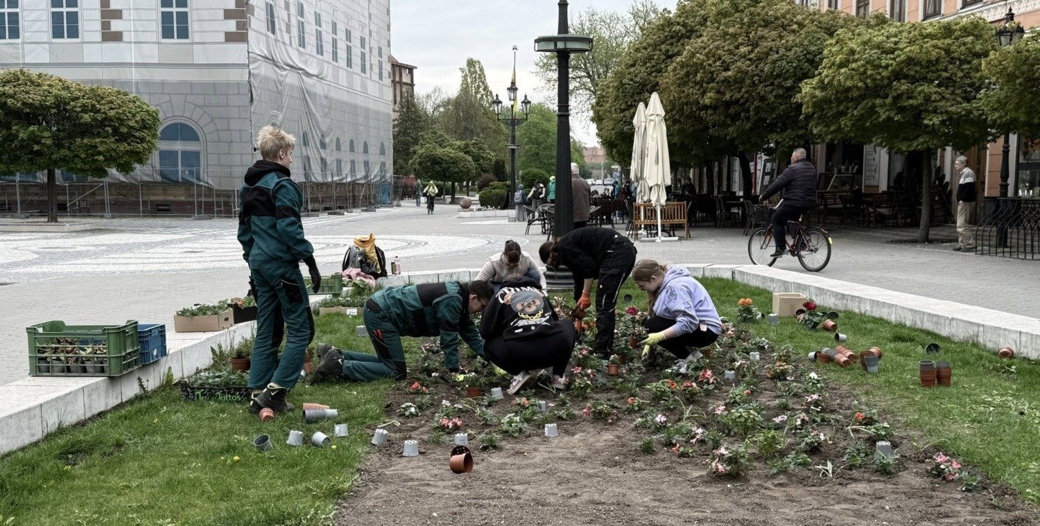 Komárom főtere ismét színesebb és barátságosabb lesz 16 673798600 976213184925698 6000310140358178493 n