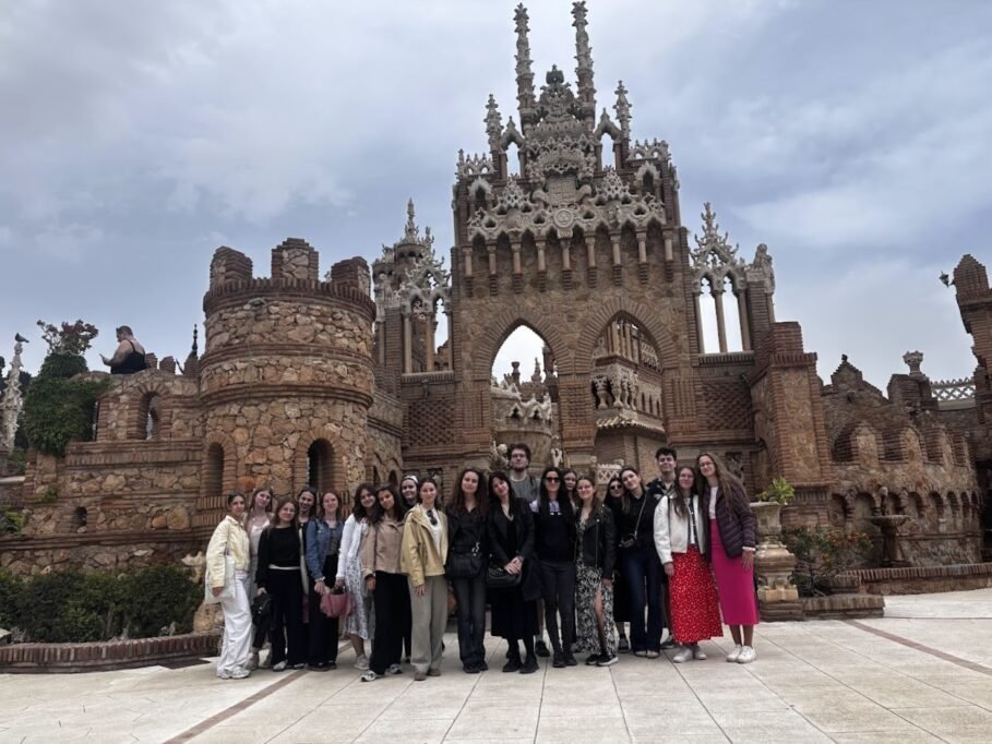 Elmenyekkel Castillo de Colomares