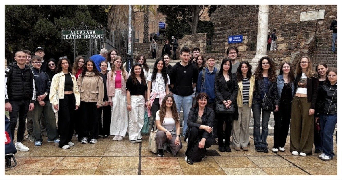 MixCollage 21 Apr 2026 03 52 PM 7929