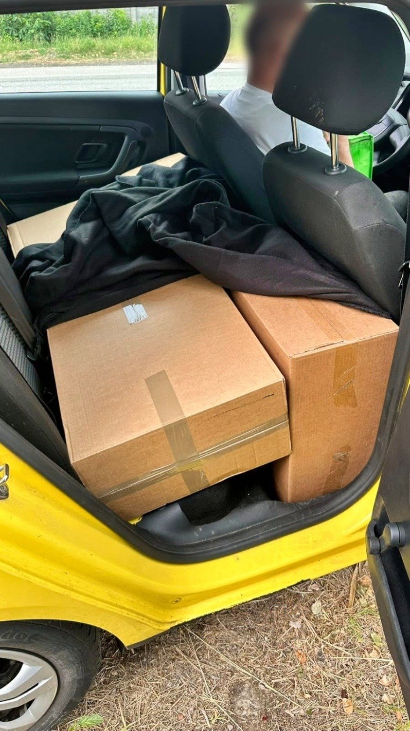 Rutinellenőrzésnek indult - nagy fogás lett belőle. Több ezer illegális cigarettát találtak Nemesócsánál 6 743072426 2245716402831439 1844589285578399798 n
