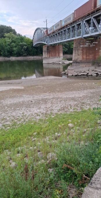 Fotók - Elképesztően alacsony a Duna vízállása 3 748194117 37996641303268580 753756963991026457 n 1