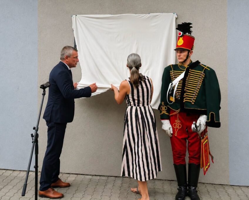 Emléktáblával tiszteleg Komárom a Klapka-induló szerzője előtt 6 748665988 1041394702148036 3628155216129631724 n