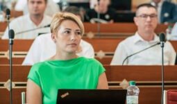 Bauer Ildiko a nyitra megyei kozgyules ulesen foto Naszaly Gabor