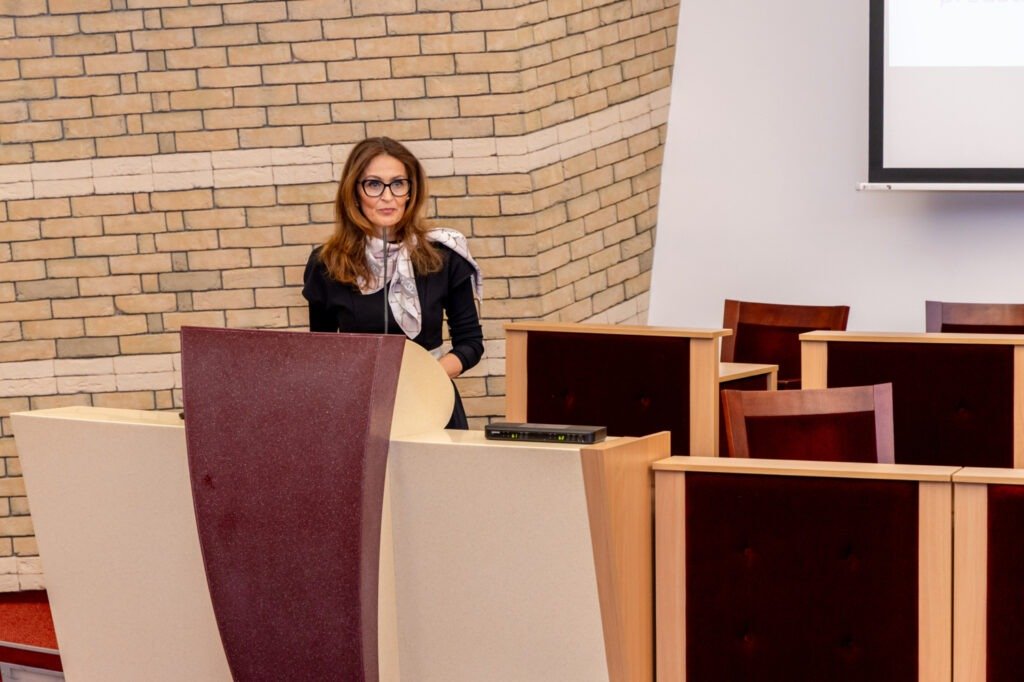 Rekordszámú résztvevő a IV. Komáromi Onkológiai Konferencián 3 IV. Komarnanska onkologicka konferencia 4